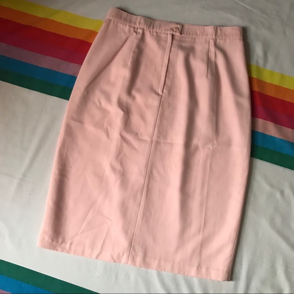 Vintage Pink Midlength Skirt with Front Slit - Picture 5 of 5